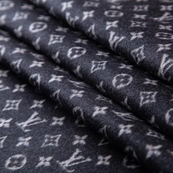 Кашемир двухсторонний Louis Vuitton 022-20227 черный