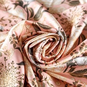 Шелк синтетический 065-02651 пудрово-розовый принтованный