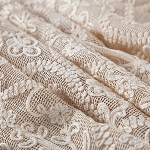 Вышивка на сетке Dolce&Gabbana 050-20052 экрю