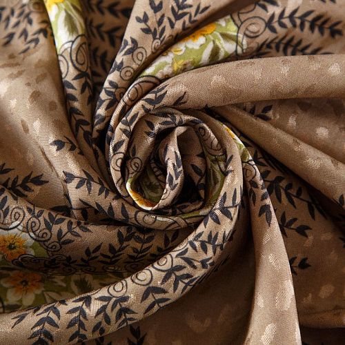 Вискоза жаккардовая 009-12327 бежевый принтованный