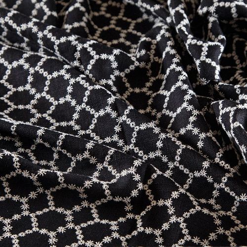 Лен натуральный с вышивкой 035-16633 черный