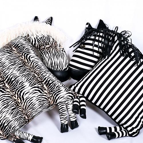 Наволочка декоративная на молнии 47х47 см ЗЕБРА 521982 