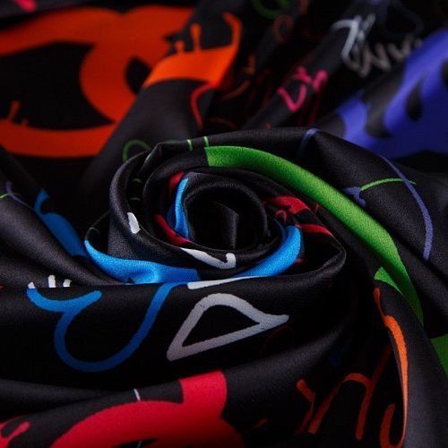 Шелк синтетический 065-13930 черный принтованный