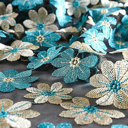 Вышивка на сетке 010-11409