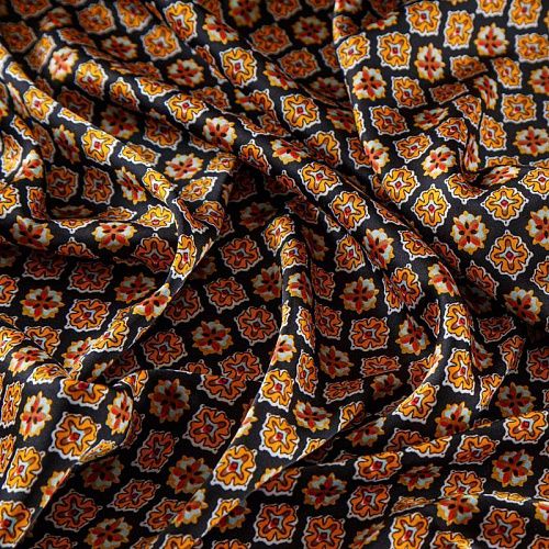 Шелк синтетический 065-13796 черный принтованный